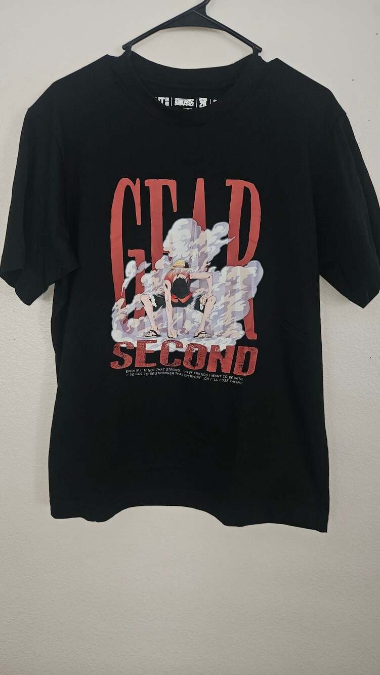 Uniqlo UT One Piece Star Second Gear 2 Graphic T Shirt Size S Small Anime Manga